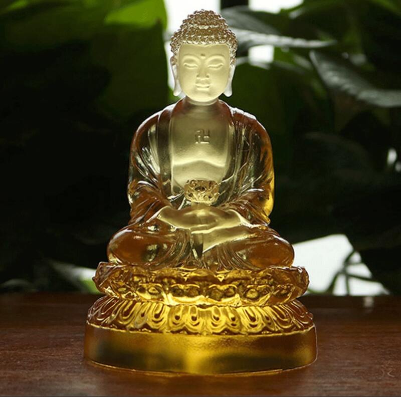 Tượng Phật A Di Đà bằng lưu ly trong