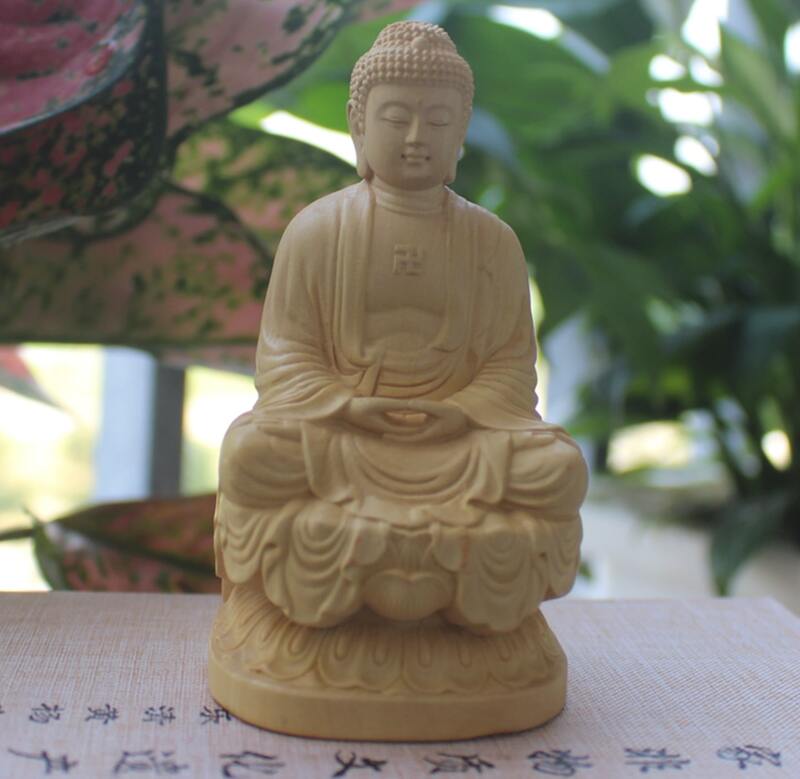 Tượng Phật A Di Đà bằng gỗ Hoàng Dương được nhiều khách hàng đánh giá cao