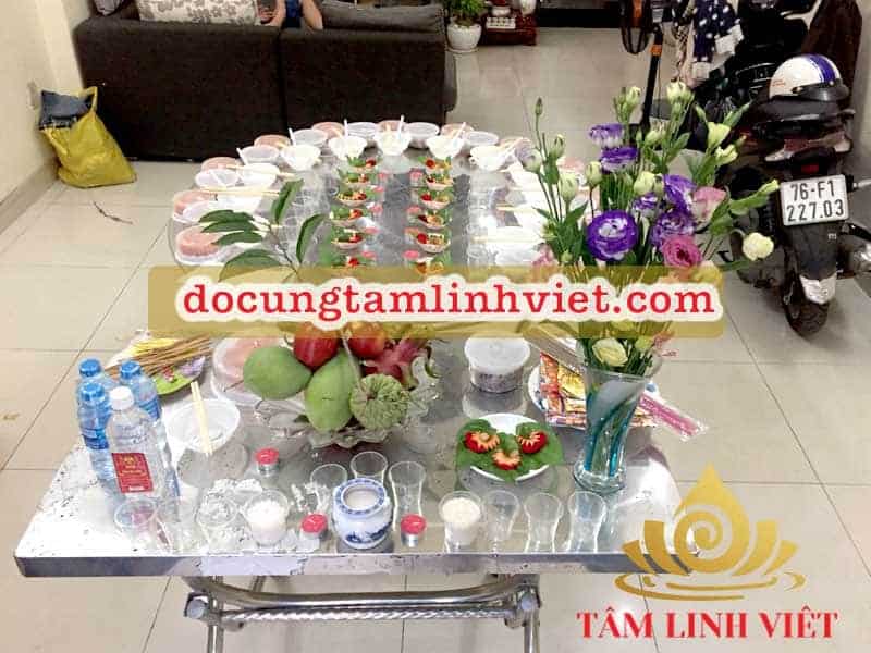 Lễ cúng tạ ơn bà Mụ và Đức Ông