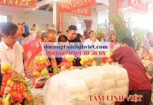 mâm cúng bà chúa xứ núi sam