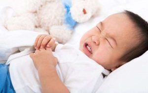 Tiêu chảy cấp là tình trạng trẻ đi ngoài nhiều gấp đôi bình thường