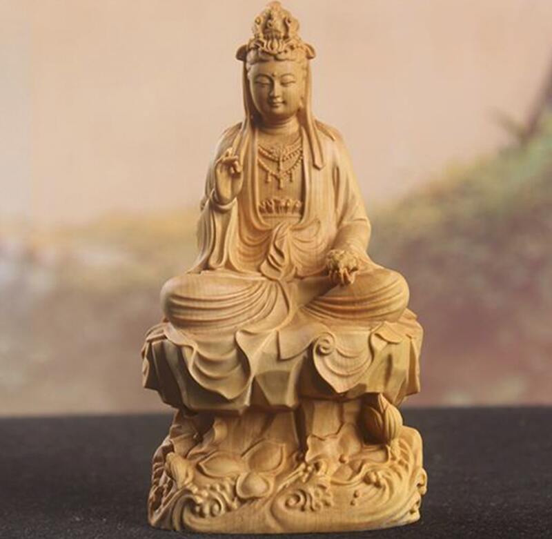 Tượng Đại Thế Chí Bồ Tát để xe ô tô bằng gỗ Hoàng Dương