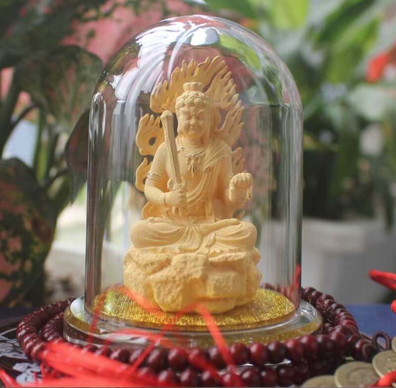 Tượng Bất Động Minh Vương để xe du lịch hợp tuổi Dậu